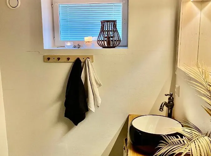 Luna With Jacuzzi Rovaniemi