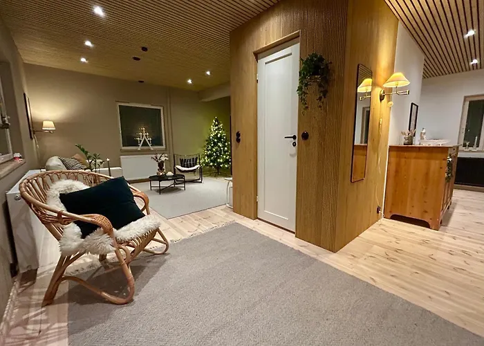 Villa Luna With Jacuzzi *